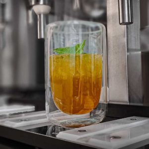 Découvrez Marie-Angel : Le Meilleur Rhum Arrangé Suisse Artisanal à La Menthe Et Au Gingembre, Une Recette Originale, Idéale Pour Un Apéro Unique. Un Délice à Partager Entre Amis. Marie-Angel : L'apéro Qui éveille Les Sens. Essayez-le Dans Un Cocktail Pour Une Expérience Gustative Envoûtante. Le Mystique Vous Attend.