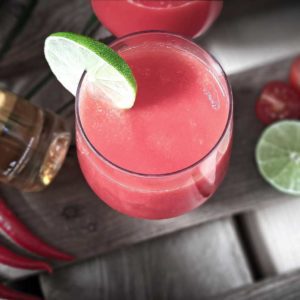 Le Bloody Angel : Un Cocktail Original à Base De Marie-Angel, Le Meilleur Rhum Arrangé Suisse Artisanal Au Piment. Une Recette Simple Pour Un Apéro Inoubliable. Laissez-vous Séduire Par Cette Harmonie De Saveurs Uniques, Créée Avec Passion Par Des Artisans Talentueux. Une Idée Apéro Qui Fait Sensation. Essayez Le Cocktail Le Bloody Angel, Une Délicieuse Variation Du Bloody Mary, Pour Une Expérience Gustative Audacieuse. : L'apéro Qui Pimente Vos Soirées. Santé !